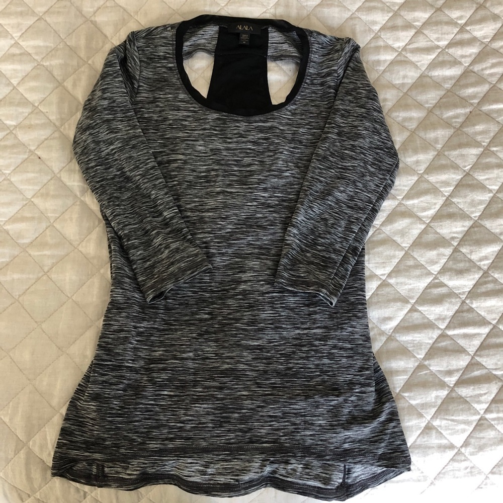 Alala Yoga Fitness Top NWOT XS